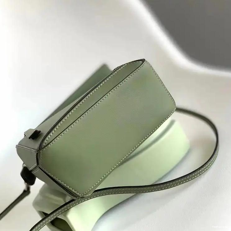 Fashionrep Loewe 2305HT0024 Bag 0822
